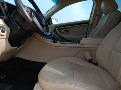 2015 Ford Taurus Limited