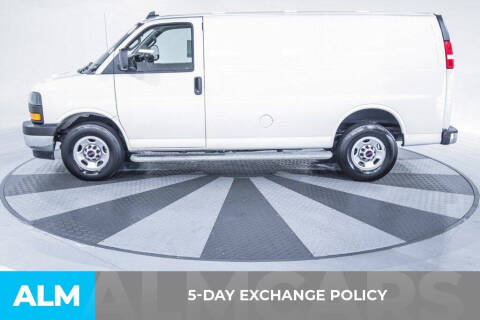 2022 GMC Savana 2500