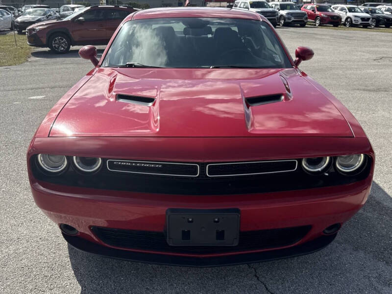 2015 Dodge Challenger SXT