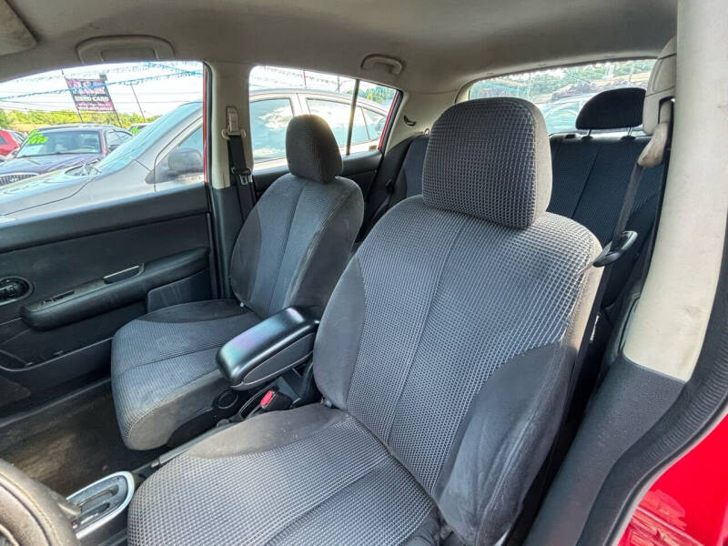 2010 Nissan Versa 1.8 SL