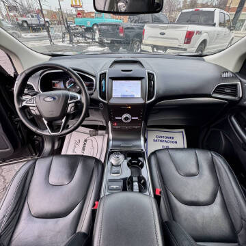 2020 Ford Edge Titanium