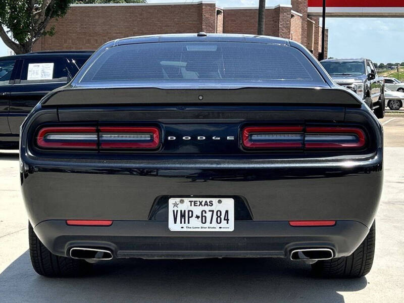 2020 Dodge Challenger SXT