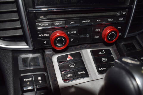 2016 Porsche Panamera Edition