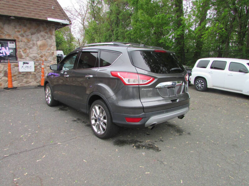2015 Ford Escape SE
