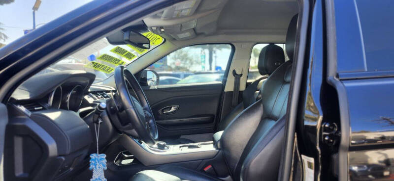 2019 Land Rover Range Rover Evoque SE