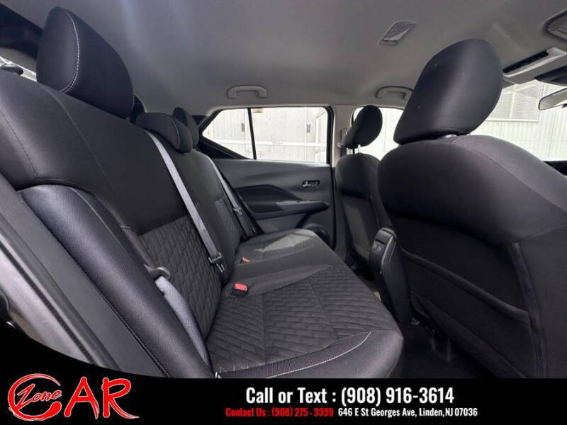 2021 Nissan Kicks SV