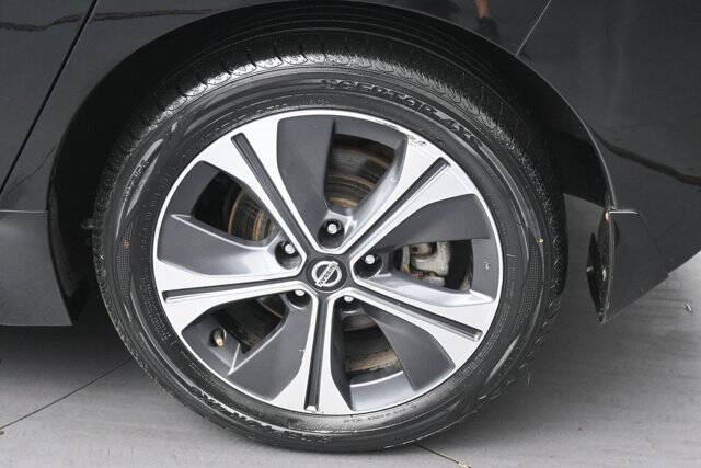2021 Nissan LEAF SL PLUS