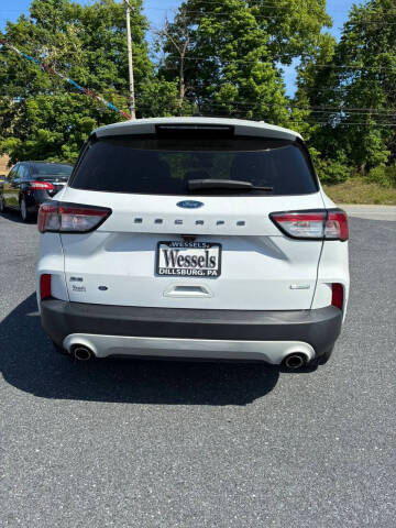 2020 Ford Escape SE