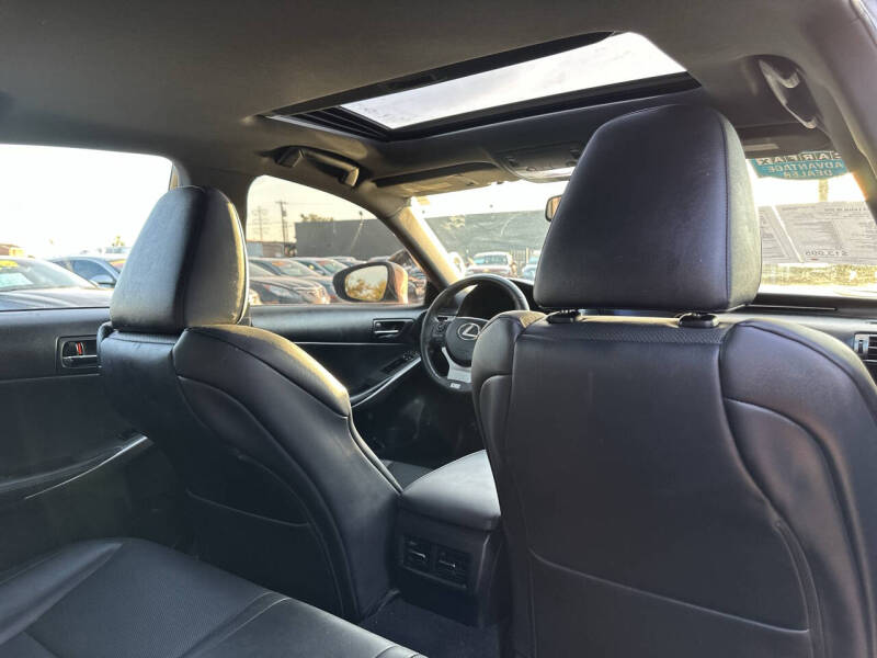 2015 Lexus IS 250