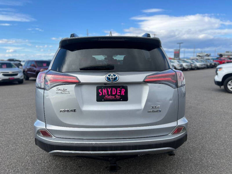 2017 Toyota RAV4 Hybrid XLE