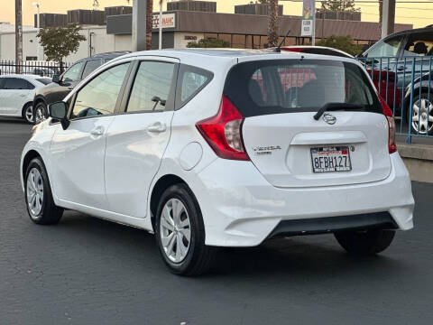 2017 Nissan Versa Note SV