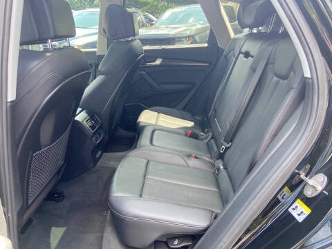 2018 Audi Q5 2.0T quattro Premium Plus