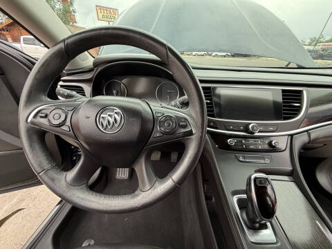 2017 Buick LaCrosse Essence