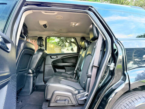 2019 Dodge Journey Crossroad