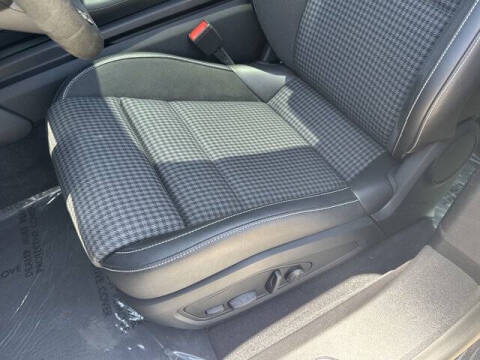 2025 Porsche Taycan 4S