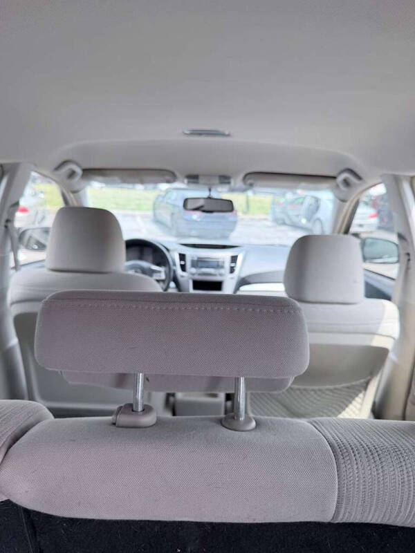 2014 Subaru Outback 2.5i