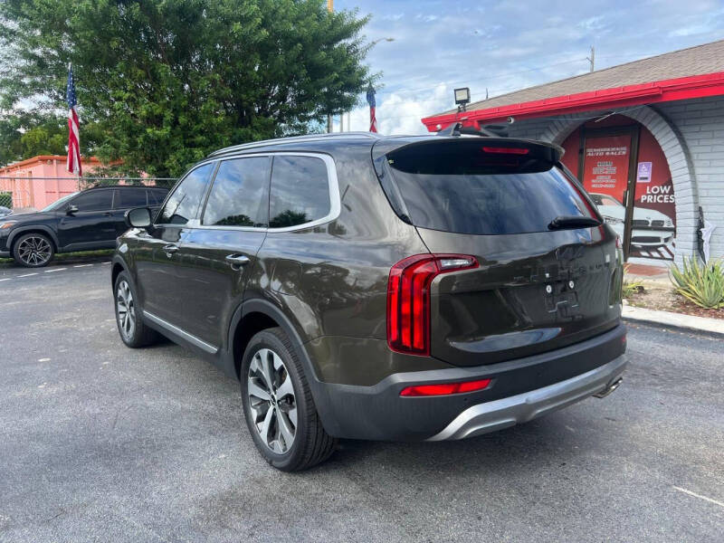 2022 Kia Telluride S