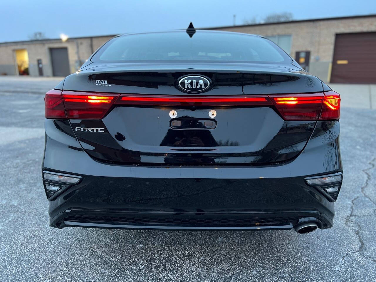 2019 Kia Forte for sale at Ideal Cars LLC in Skokie, IL