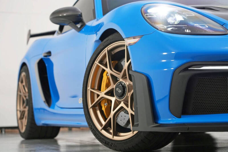 2024 Porsche 718 Cayman GT4 RS