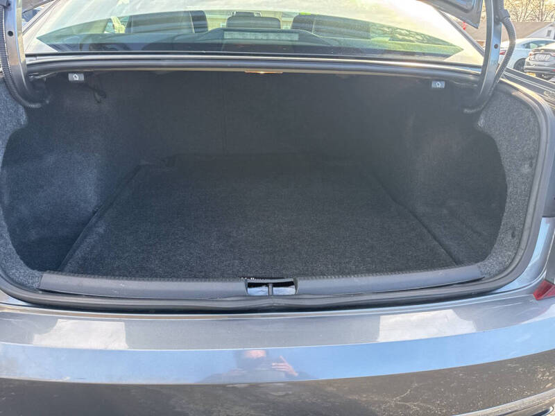 2018 Volkswagen Passat 2.0T R-Line