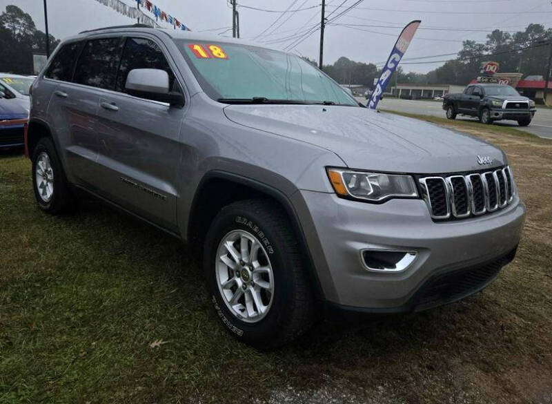 2018 Jeep Grand Cherokee Laredo E's photo
