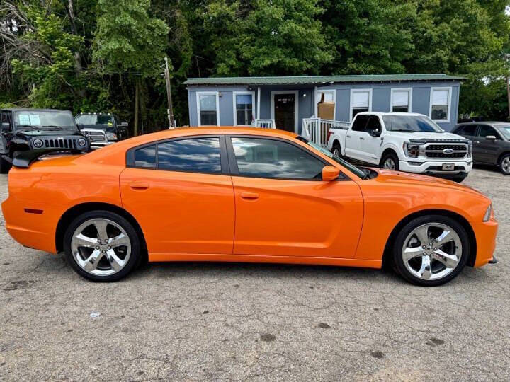 2014 Dodge Charger SXT