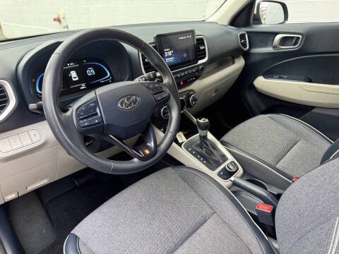 2023 Hyundai Venue Limited