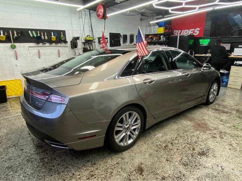 2016 Lincoln MKZ