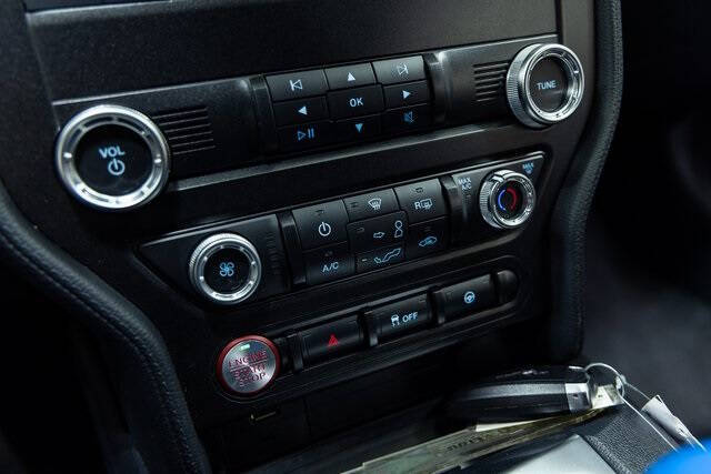 2021 Ford Mustang EcoBoost