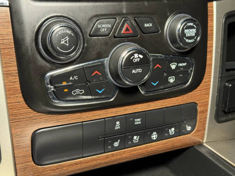 2014 RAM 1500 Laramie