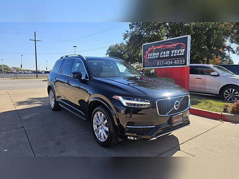 2017 Volvo XC90 T6 Momentum