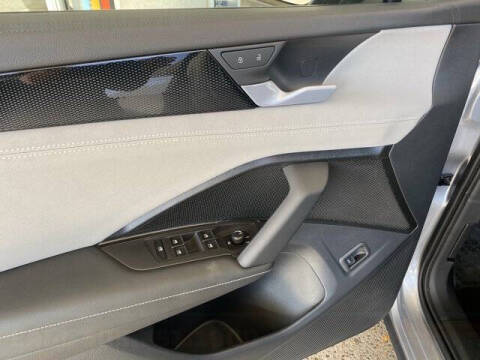 2025 Volkswagen Tiguan SE 4Motion