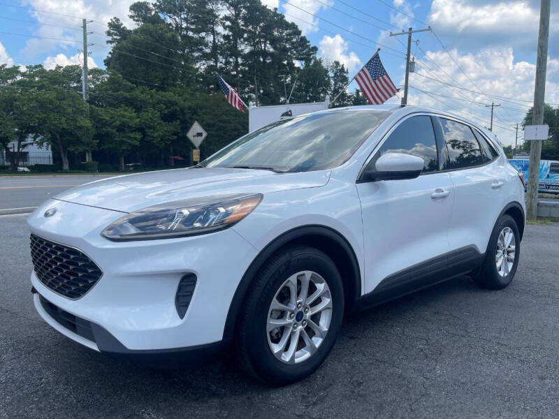 2020 Ford Escape SE