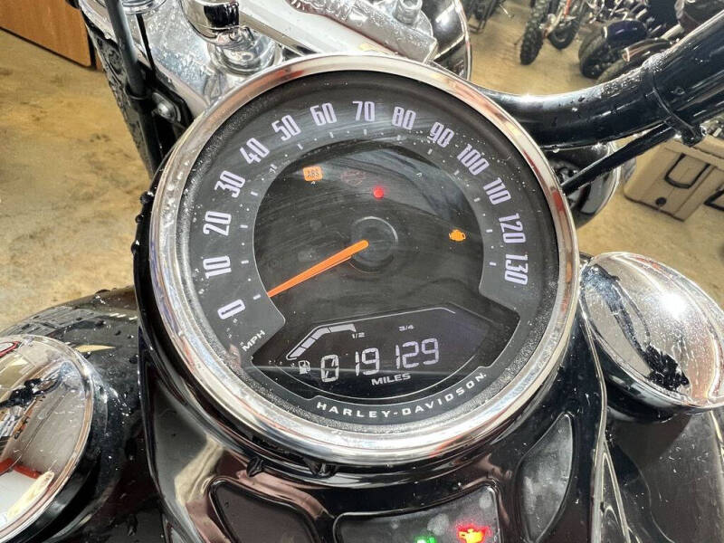 2019 Harley-Davidson Softail Heritage Classic FLHC