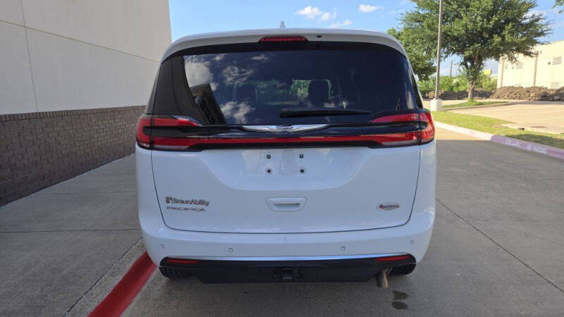 2022 Chrysler Pacifica Pinnacle