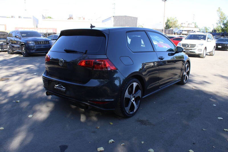 2016 Volkswagen Golf GTI