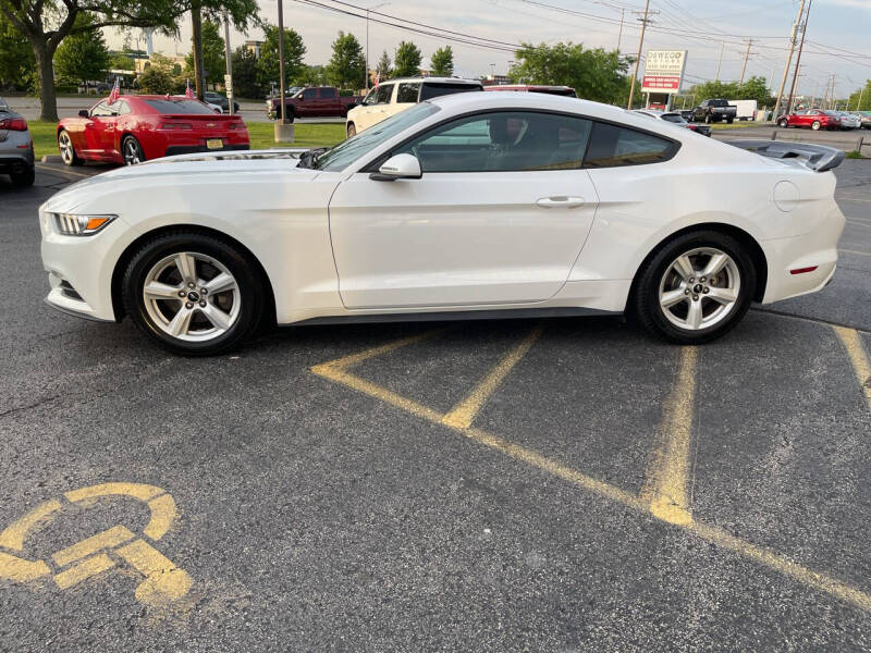 2016 Ford Mustang V6