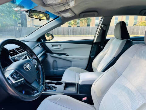 2016 Toyota Camry SE