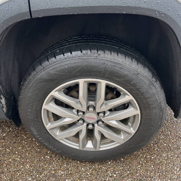 2018 GMC Acadia SLE-2