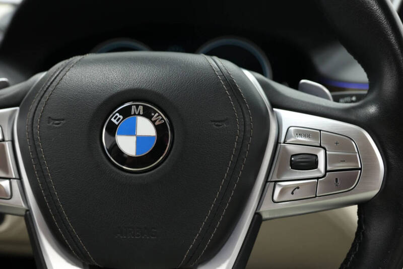 2016 BMW 7 Series 750i xDrive