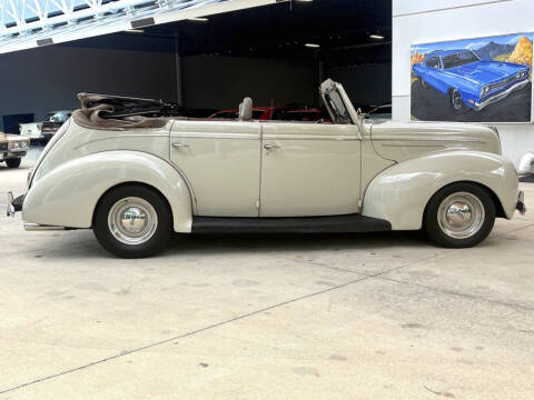 1939 Ford Deluxe