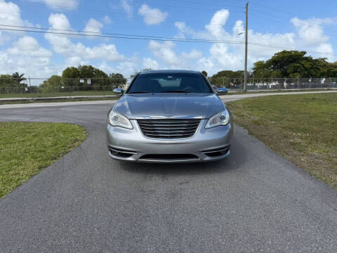 2013 Chrysler 200 Limited