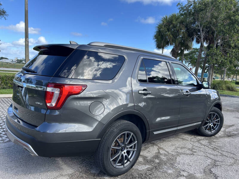 2016 Ford Explorer XLT