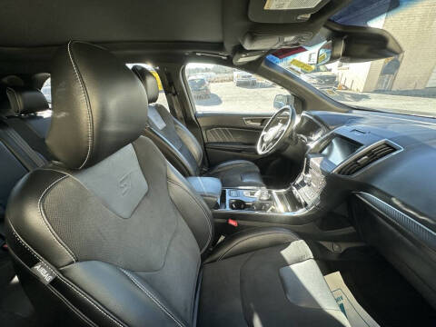 2019 Ford Edge ST