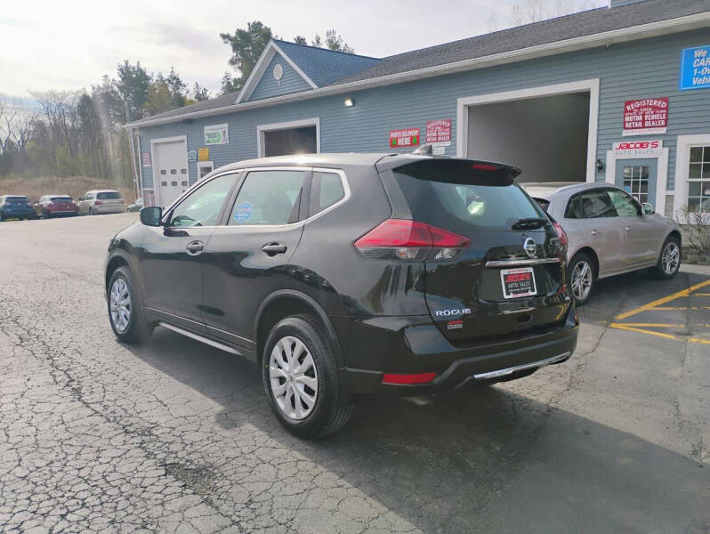 2018 Nissan Rogue SV