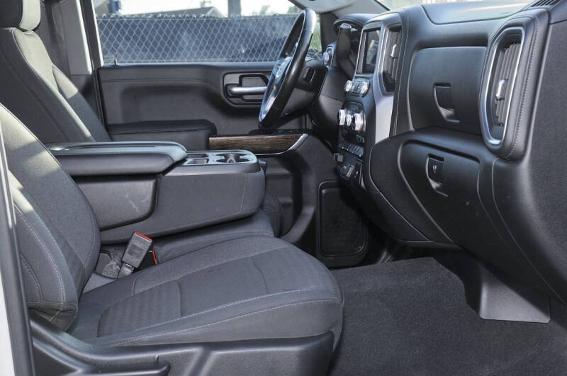 2020 GMC Sierra 1500 SLE