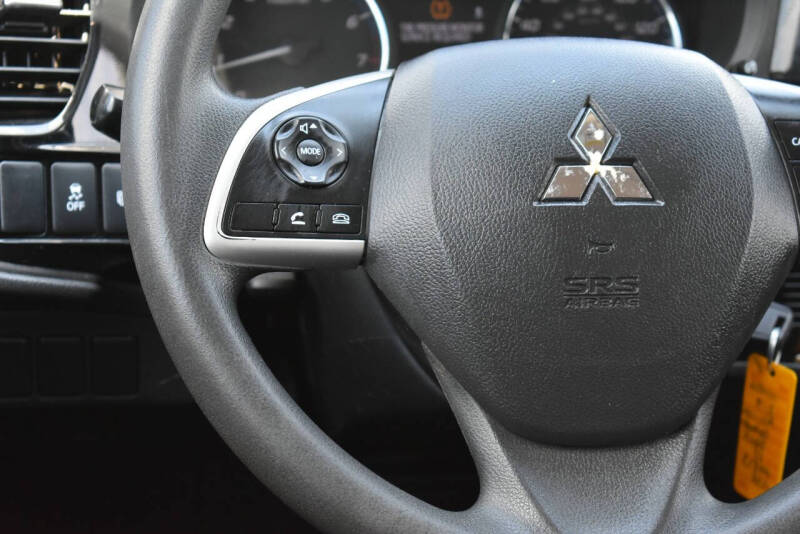 2018 Mitsubishi Outlander ES