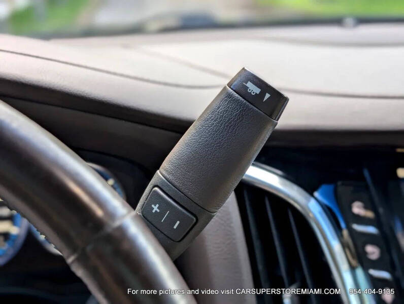 2015 Cadillac Escalade Luxury