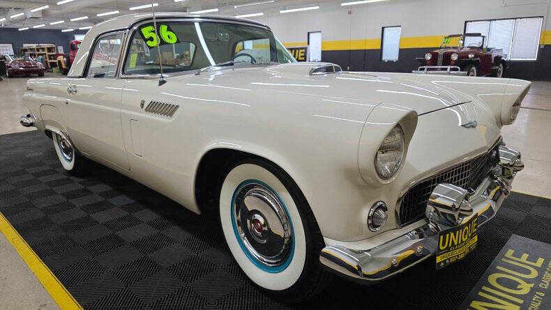 1956 Ford Thunderbird