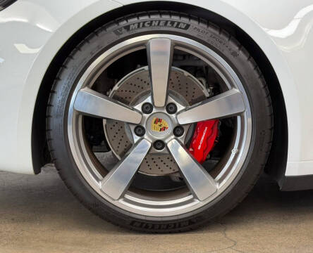 2024 Porsche 911 Targa 4S